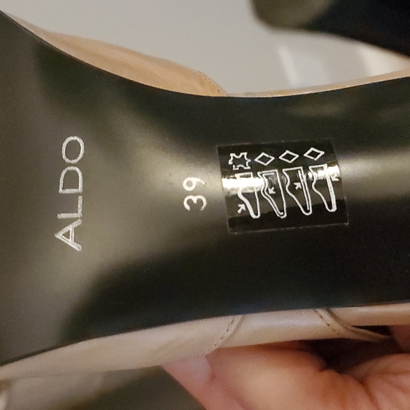 Aldo Leather Pumps Nude Pointy Toe High Heels Size EU 39 - Picture 3 of 7